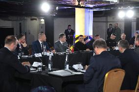 Volodymyr Zelenskyy and Bart De Wever meet representatives of Ukrainian and Belgian defence industries