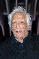 Aimons Nous Vivants Premiere