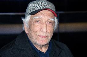 Aimons Nous Vivants Premiere