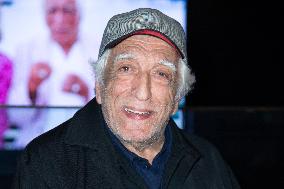 Aimons Nous Vivants Premiere