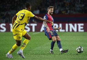 FC Barcelona v Borussia Dortmund - UEFA Champions League 2024/25 Quarter Final First Leg