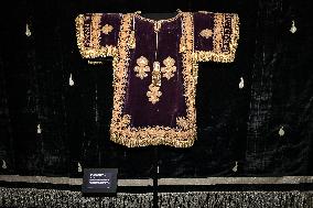 Le Dernier Sacre exhibition in Paris - FA