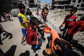 Daily Life In Gaza