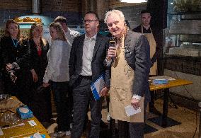 Easter cake masterclass held in Kyiv