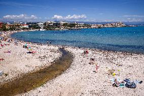 Daily Life In Antibes, France