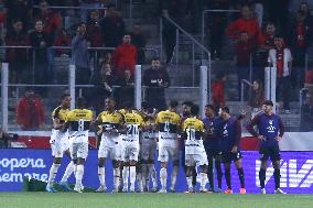 Athletico Paranaense v Criciuma - Brasileiro Serie B 2025 - Rodada 1