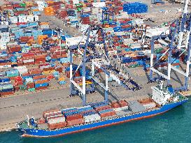 US Tariffs on China Reach 145%