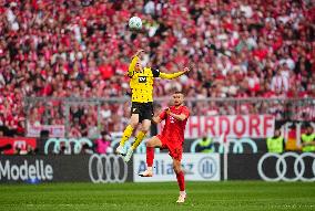 FC Bayern München v Borussia Dortmund - 1.Bundesliga