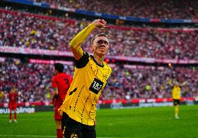 FC Bayern München v Borussia Dortmund - 1.Bundesliga