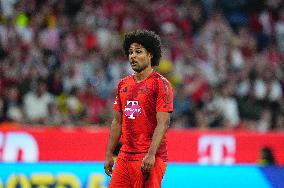 FC Bayern München v Borussia Dortmund - 1.Bundesliga
