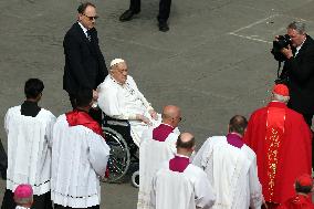 Pope Francis in Holy Mass on Palm Sunday - Vatican