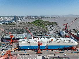 China Total Import And Export Value Increases in Q1 2025