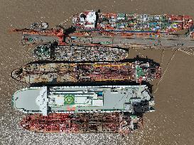 China Total Import And Export Value Increases in Q1 2025