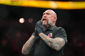 UFC 314 - Volkanovski vs Lopes