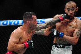 UFC 314 - Volkanovski vs Lopes