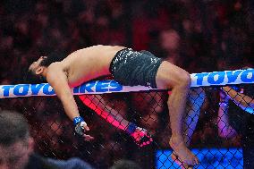 UFC 314 - Volkanovski vs Lopes