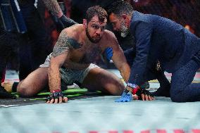 UFC 314 - Volkanovski vs Lopes