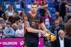 Aluron CMC Warta Zawiercie v JSW Jastrzebski Wegiel - Polish Volleyball Cup 2025 Final