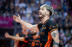 Aluron CMC Warta Zawiercie v JSW Jastrzebski Wegiel - Polish Volleyball Cup 2025 Final