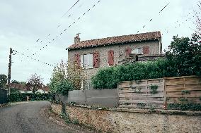 House of missing jogger Agathe Hilairet - Vivonne AJ