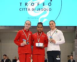 ALTRO - Ginnastica - Trophy Artistic Gymnastics