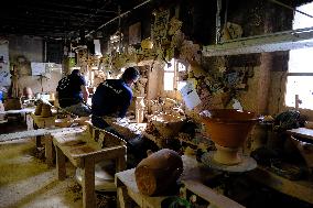 The Not Freres Pottery - Mas Saintes Puelles