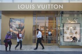 LVMH Group's Q1 2025 Sales Decline