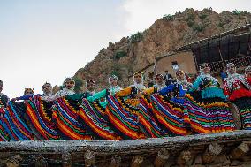 Kurdish Women Celebrate Hezar-Daf Festival - Iran