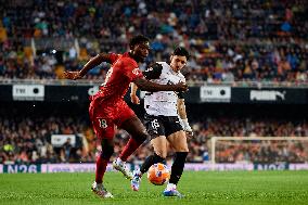 Valencia CF v Sevilla FC - La Liga EA Sports 2024/2025