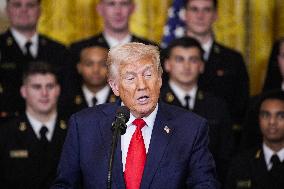 Donald Trump welcomes the Navy Midshipmen - Washington