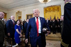 Donald Trump welcomes the Navy Midshipmen - Washington