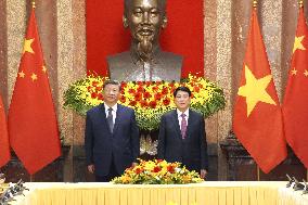 China-Vietnam summit in Hanoi