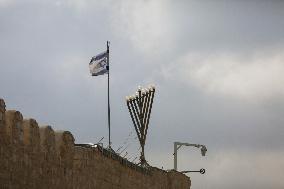 Israel Closes Ibrahimi Mosque to Muslims
