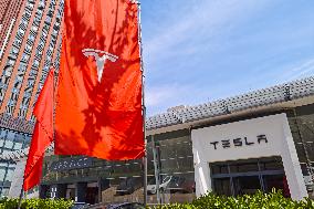 Tesla Center in Shanghai