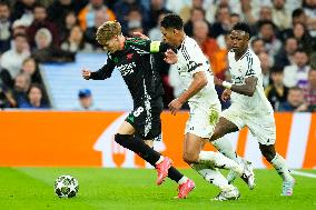 Real Madrid C.F. v Arsenal FC - UEFA Champions League 2024/25 Quarter Final Second Leg