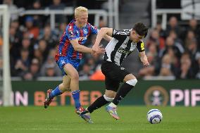 Newcastle United FC v Crystal Palace FC - Premier League