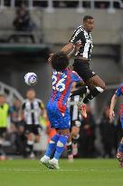 Newcastle United FC v Crystal Palace FC - Premier League