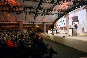 General meeting of LVMH in Paris - FA