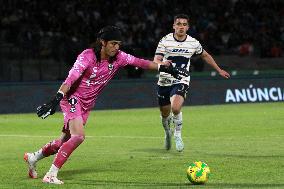 Pumas v Santos - 2025 Clausura Tournament Of The BBVA MX League