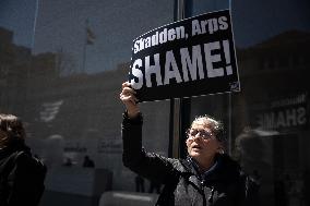 Protesters Demonstrate Outside Elite Law Firm Over Deal With Trump