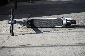 20-year-old Man Shot To The Chest And Neck Inside Of A Deli At 3724 Bronxwood Avenue In Williamsbridge Bronx New York