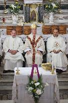 The Traditional Mass With The Lavanda - Calvi