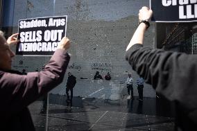 Protesters Demonstrate Outside Elite Law Firm Over Deal With Trump