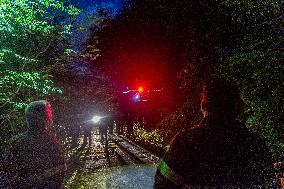 Naples, Castellammare di Stabia, a cabin of the Monte Faito cable car collapses, recovery of the bodies.