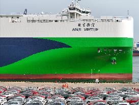 LNG Dual-fuel Ocean-going Vehicle Carriers