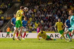 Norwich City FC v Portsmouth FC - Sky Bet Championship