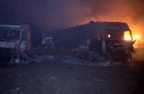 Deadly US airstrike on Yemeni oil port