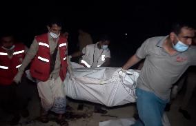 Deadly US airstrike on Yemeni oil port