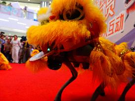 Robot Lion Dance