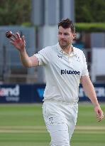 Essex vs Worcestershire - Rothesay County Championship - Division 1